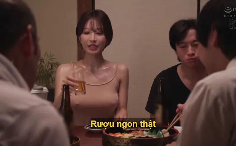 Bà xã gạ làm tình cả gia đình người chồng vì gã chồng dẫn về quê rồi bỏ bê dâm đãng sml
